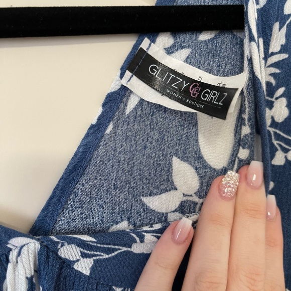 Floral Blouse - Picture 3 of 4